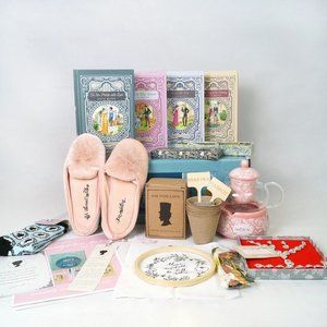 Once Upon a Book Club Complete Bridgerton Series-Books and Gifts-Signed by Julia